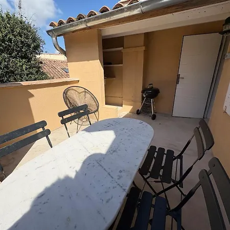 Maison Cosy Avec Rooftop Et Bbq - Roquette Arles